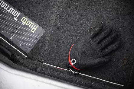 Saxa Predator Glove Left - Gloves - 6438407012168 - 3